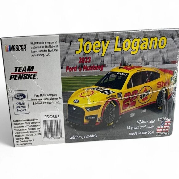 Salvinos Joey Logano 2023 Ford Mustang NASCAR 1/24 Car Model Kit - Picture 5 of 5